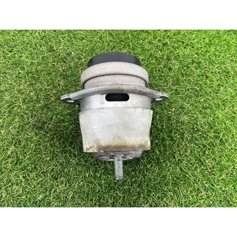 Подушка двигуна (двигун та елементи) Volkswagen Touareg NF 2012 3.6 7P6199131