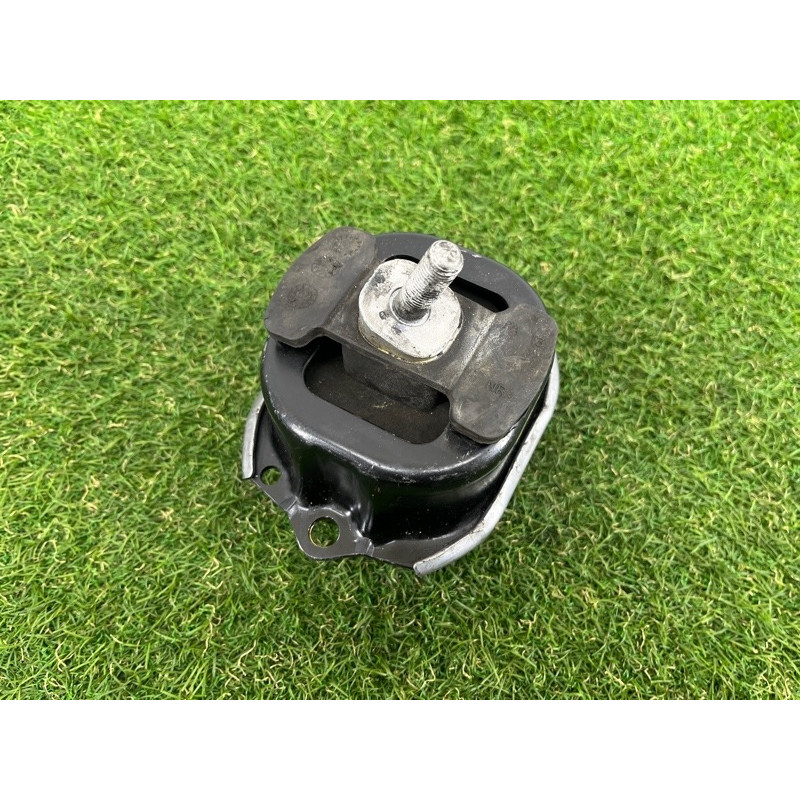 Подушка двигателя (двигатель и элементы) BMW X5 E70 2008 4.8 N62/TU 22116865146