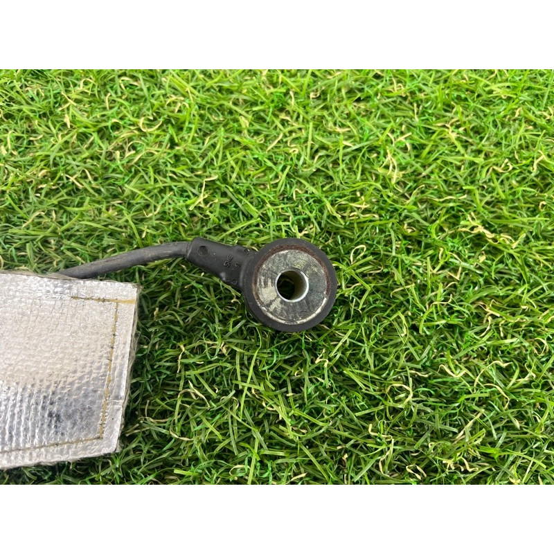 Датчик детонации (электрика двигателя) Volkswagen Touareg NF 2011 3.6 03H905377A