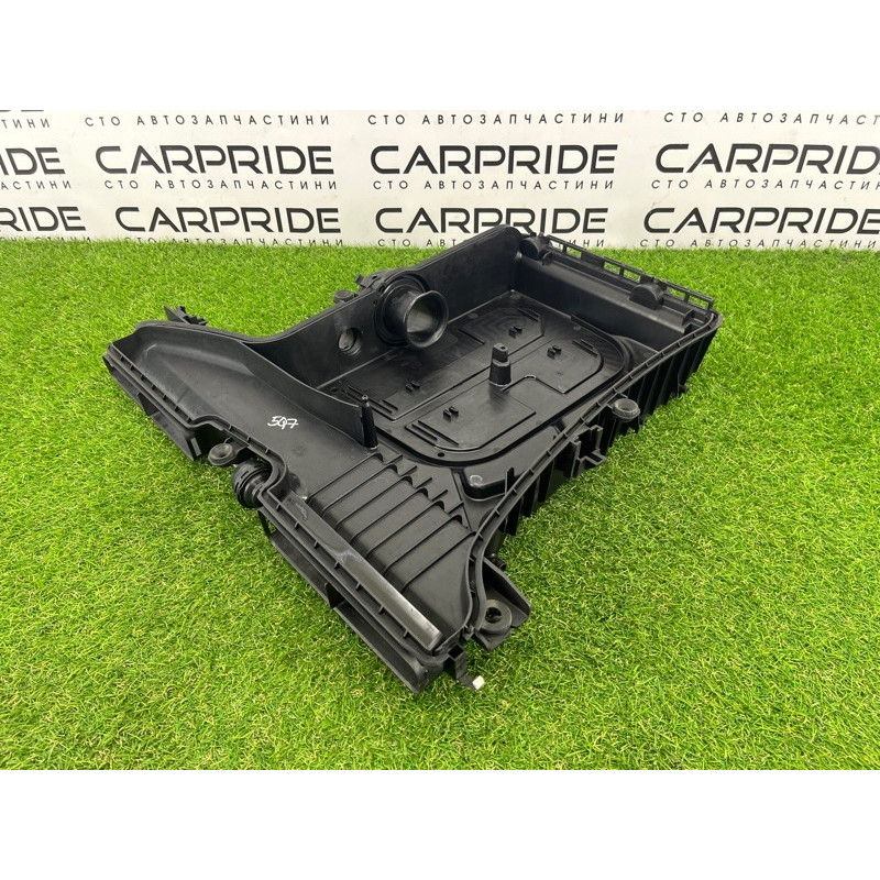 Корпус воздушного фильтра (впускная система) AUDI Q7 4M 2017 3.0 TFSi CREC 4M0133837A