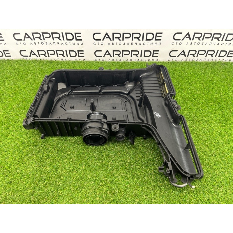 Корпус воздушного фильтра (впускная система) AUDI Q7 4M 2017 3.0 TFSi CREC 4M0133837A