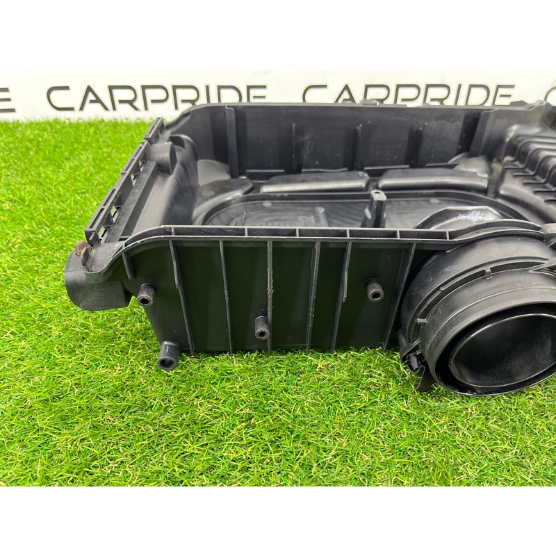 Корпус воздушного фильтра (впускная система) AUDI Q7 4M 2017 3.0 TFSi CREC 4M0133837A