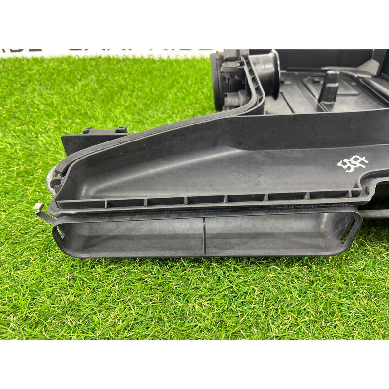 Корпус воздушного фильтра (впускная система) AUDI Q7 4M 2017 3.0 TFSi CREC 4M0133837A