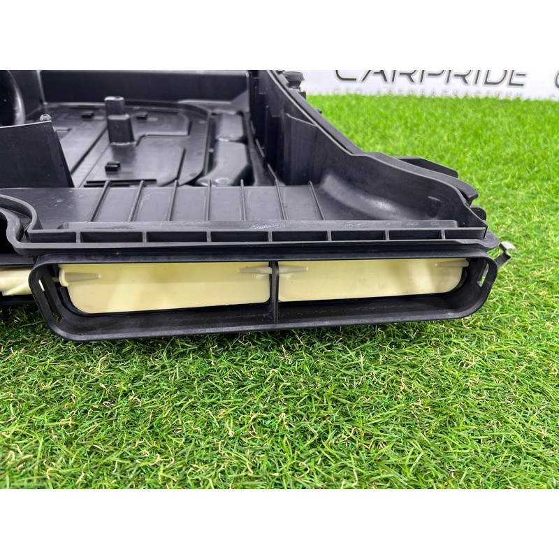 Корпус воздушного фильтра (впускная система) AUDI Q7 4M 2017 3.0 TFSi CREC 4M0133837A