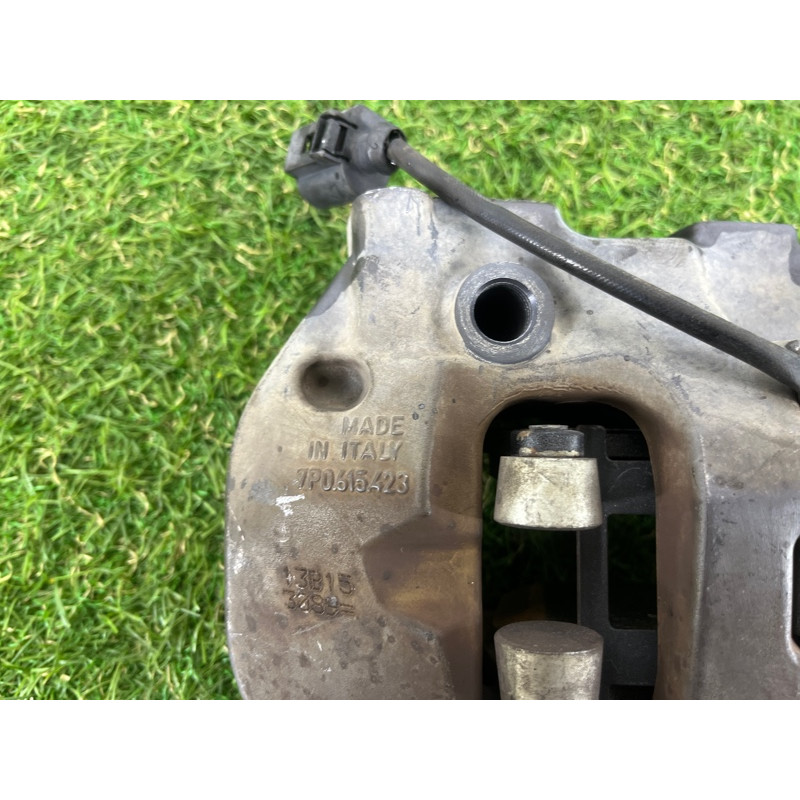 Суппорт тормозной (тормозная система) PORSCHE CAYENNE 958 2013 3.6 95835242301