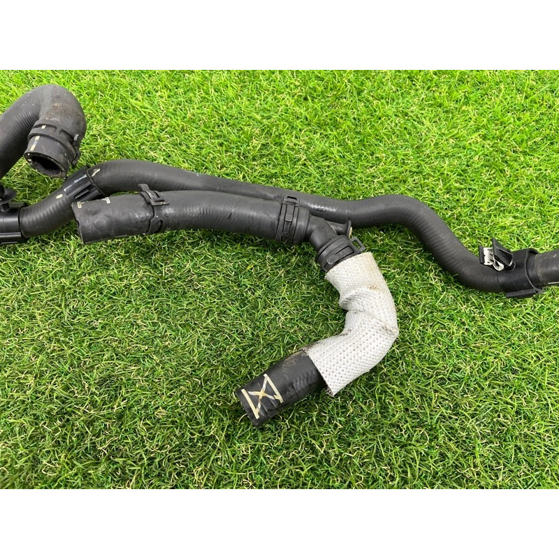 Патрубок (система охлаждения) PORSCHE CAYENNE 958 2013 3.6 95810605600