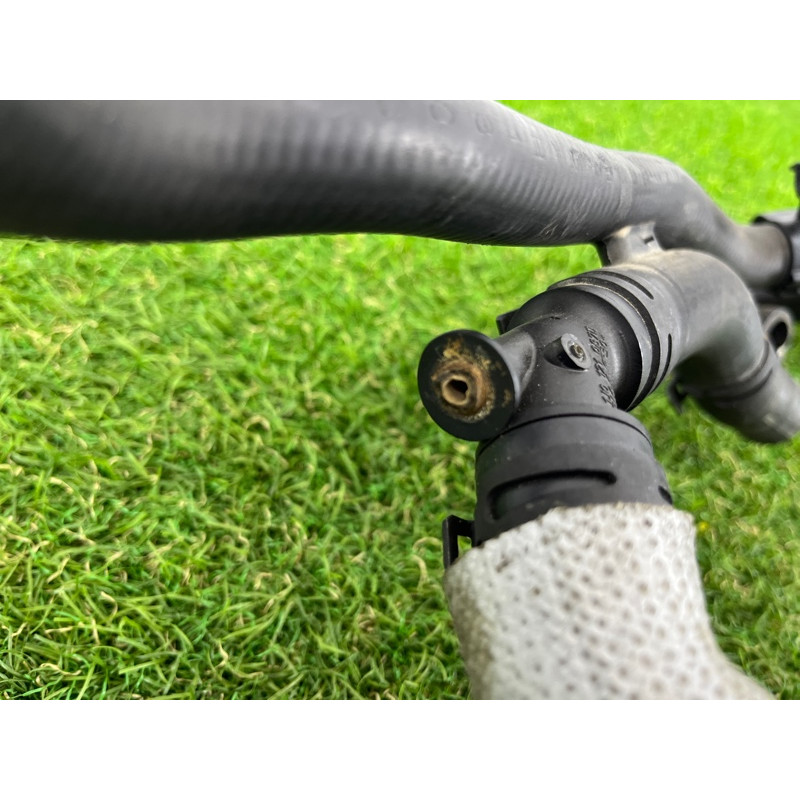 Патрубок (система охлаждения) PORSCHE CAYENNE 958 2013 3.6 95810605600