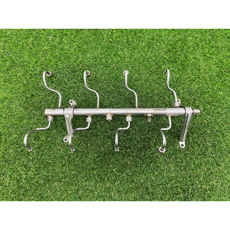 Топливная рампа (топливная система) PORSCHE CAYENNE 958 2012 4.8 94811011508