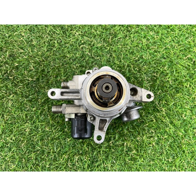 ТНВД (топливная система) PORSCHE CAYENNE 958 2012 4.8 94811031524