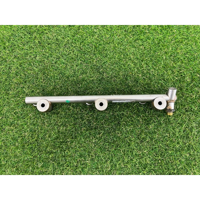 Топливная рампа (топливная система) PORSCHE CAYENNE 958 2013 3.6 95811011620