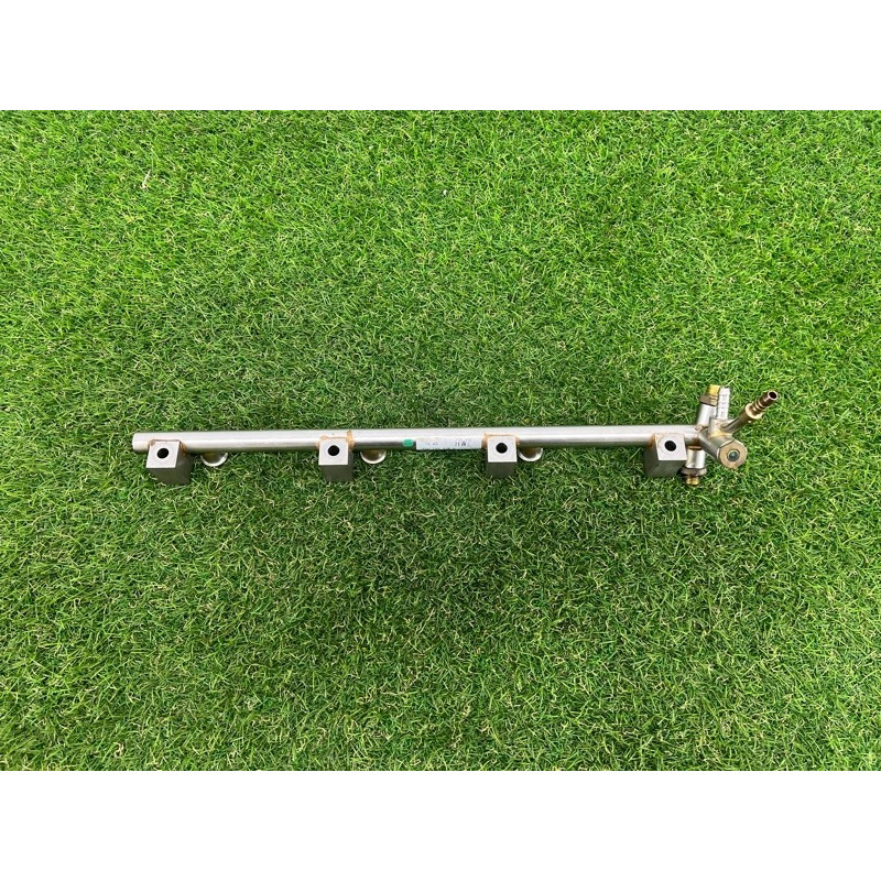 Топливная рампа (топливная система) PORSCHE CAYENNE 958 2013 3.6 95811011520