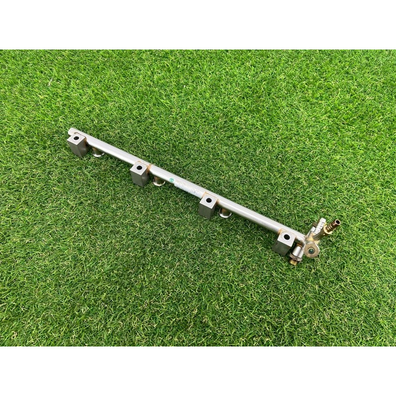 Топливная рампа (топливная система) PORSCHE CAYENNE 958 2013 3.6 95811011520