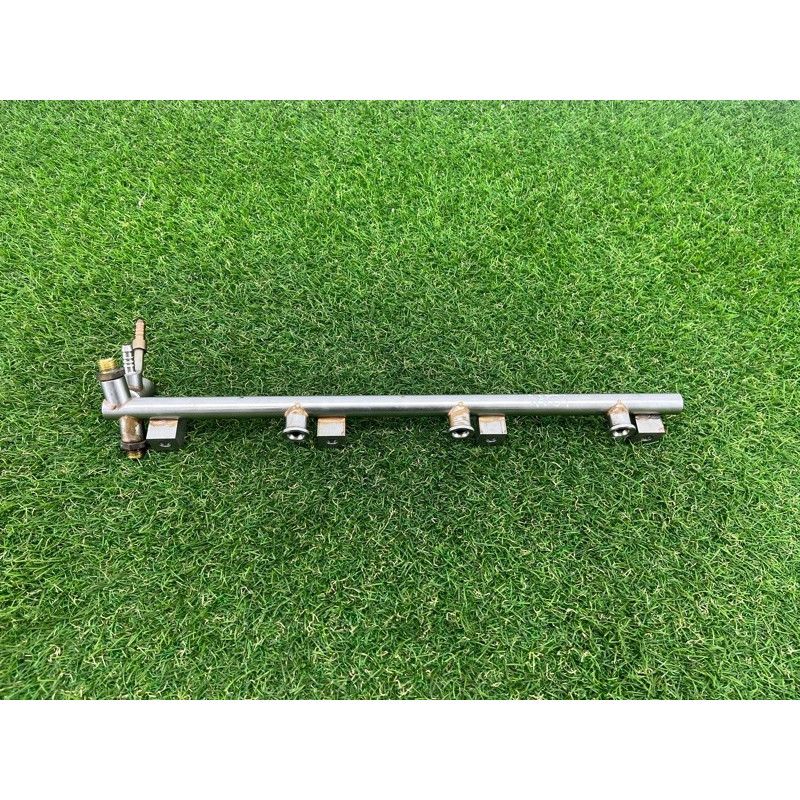 Топливная рампа (топливная система) PORSCHE CAYENNE 958 2013 3.6 95811011520