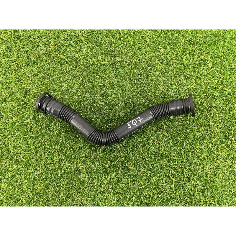 Трубка насоса вторичного воздуха (двигатель и элементы) AUDI Q7 4M 2017 3.0 TFSi CREC 4M0133889F