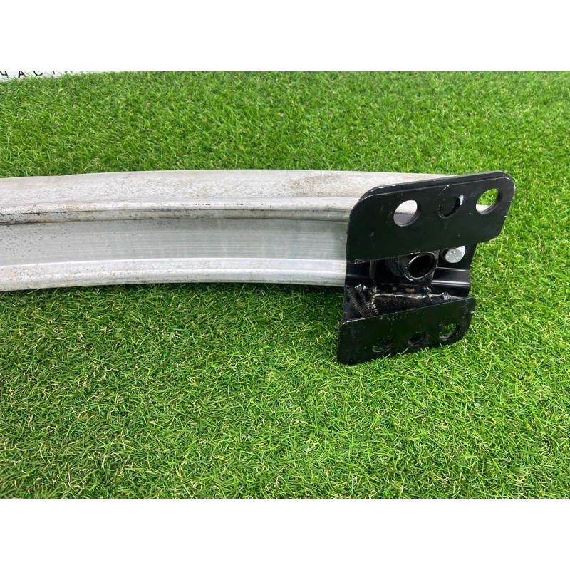 Усилитель бампера (наружные элементы кузова) AUDI Q7 4L 2014 3.0 TFSi CTWB 4L0807309