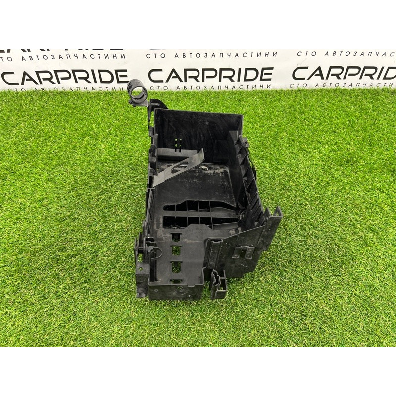 Площадка аккумулятора (кузов и элементы) CHEVROLET Cruze J300 2011 1.4 13354419