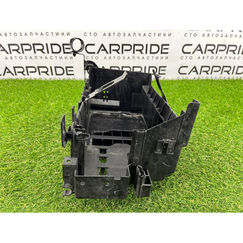 Площадка аккумулятора (кузов и элементы) CHEVROLET Cruze J300 2011 1.4 13354419