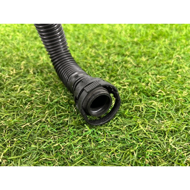 Трубка насоса вторичного воздуха (двигатель и элементы) AUDI Q7 4L 2014 3.0 TFSi CTWB 7L0131625E