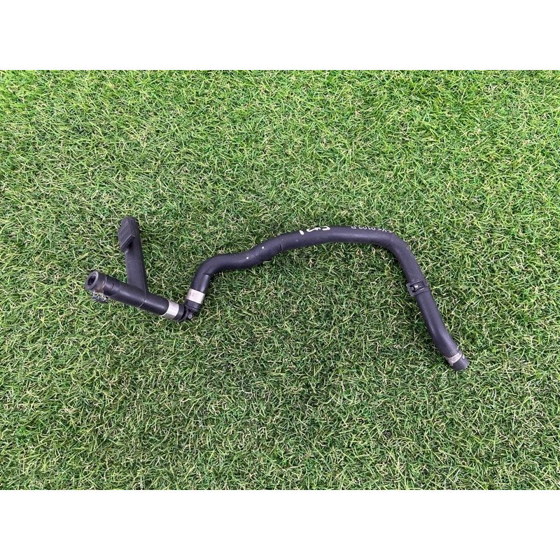 Патрубок (система охлаждения) PORSCHE CAYENNE 958 2013 3.6 95810631210