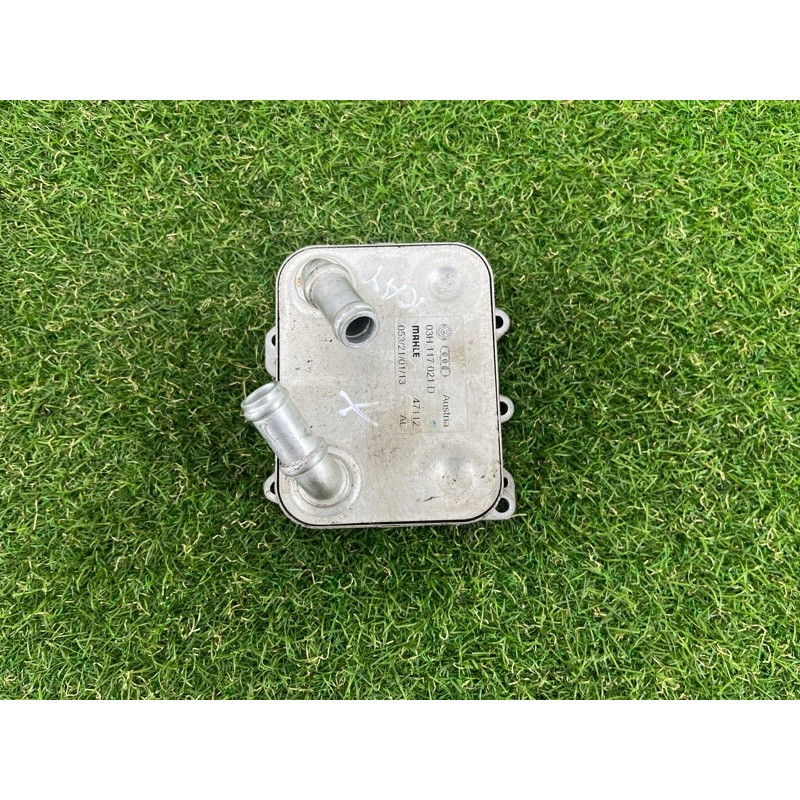 Теплообменник масляного фильтра (двигатель и элементы) PORSCHE CAYENNE 958 2013 3.6 95810727110