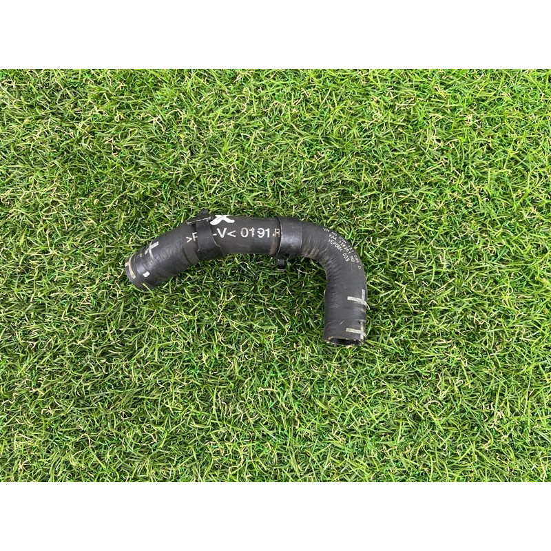 Патрубок (система охлаждения) PORSCHE CAYENNE 958 2013 3.6 95810669640