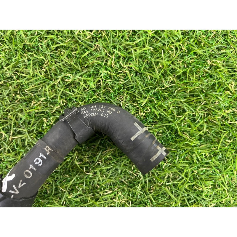 Патрубок (система охлаждения) PORSCHE CAYENNE 958 2013 3.6 95810669640