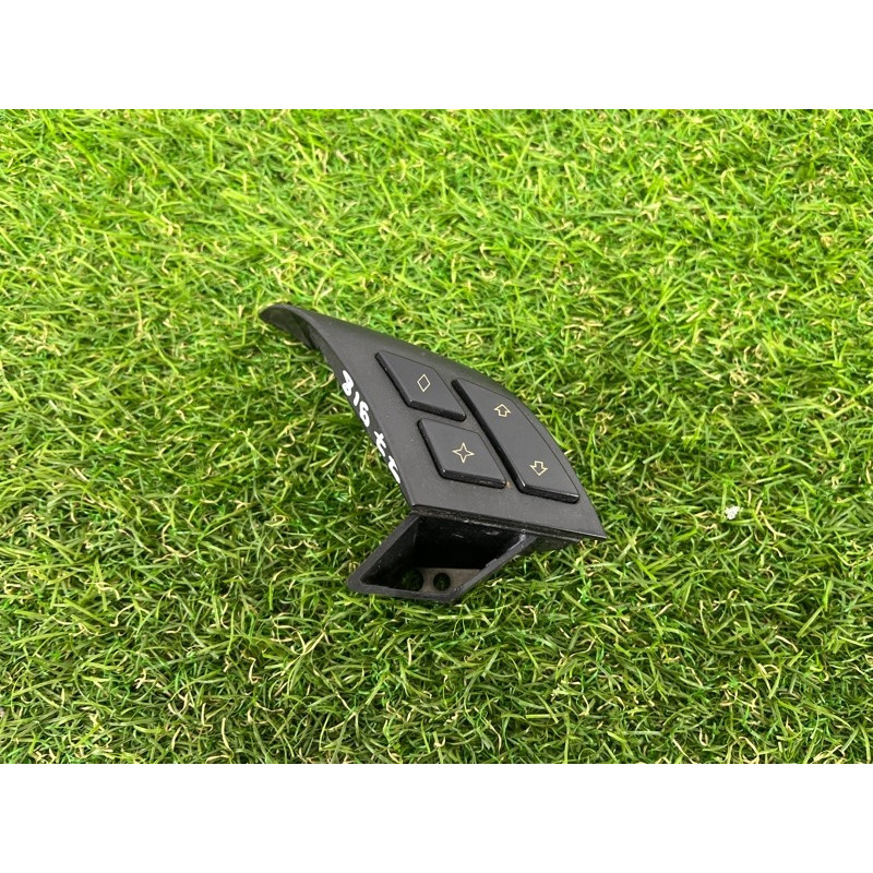 Кнопки руля (электрика / кнопки) BMW 5-series E60 M54b30 61316935834