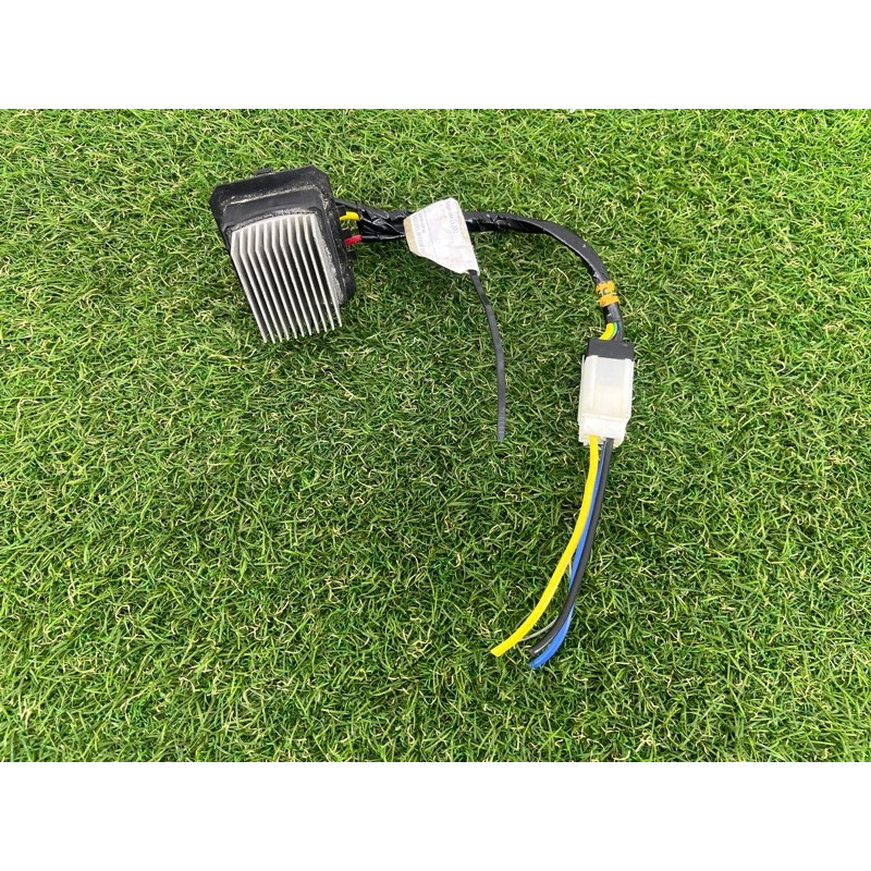 Резистор печки (отопление и кондиционирование) Nissan Juke F15 2011 1.6 27761JE22A