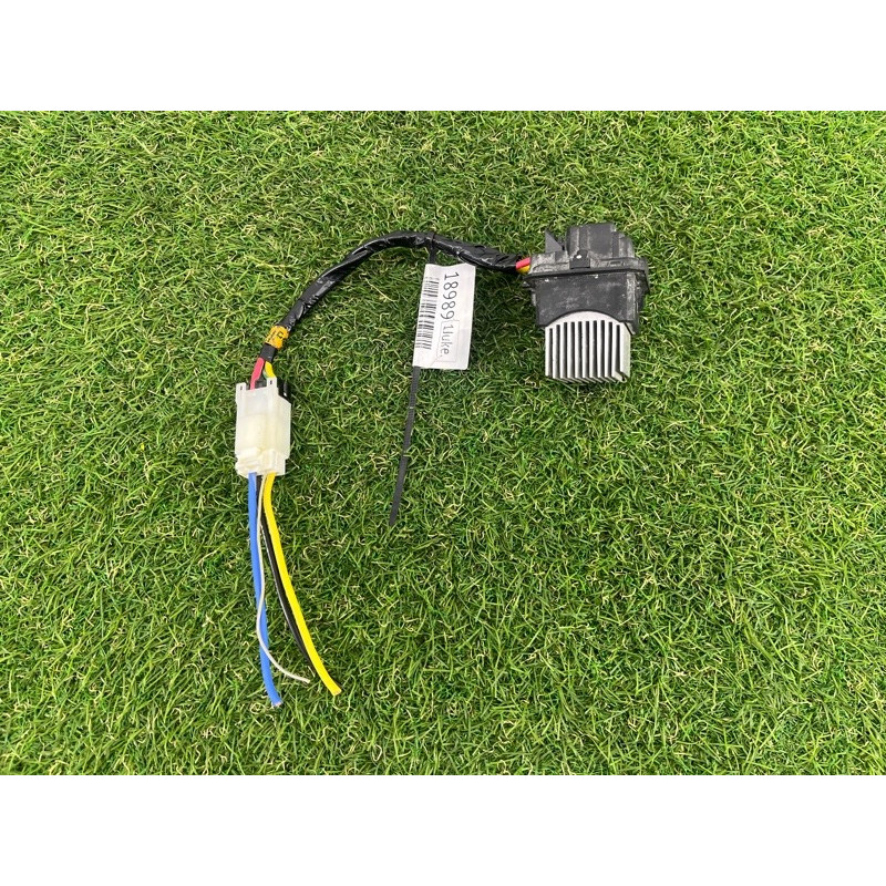 Резистор печки (отопление и кондиционирование) Nissan Juke F15 2011 1.6 27761JE22A