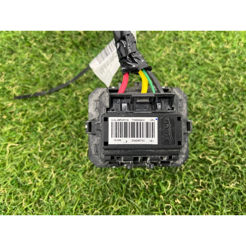 Резистор печки (отопление и кондиционирование) Nissan Juke F15 2011 1.6 27761JE22A