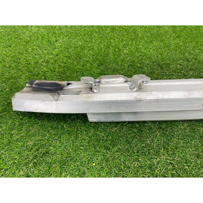 Усилитель бампера (наружные элементы кузова) AUDI Q7 4L 2007 3.6 4L0807113A