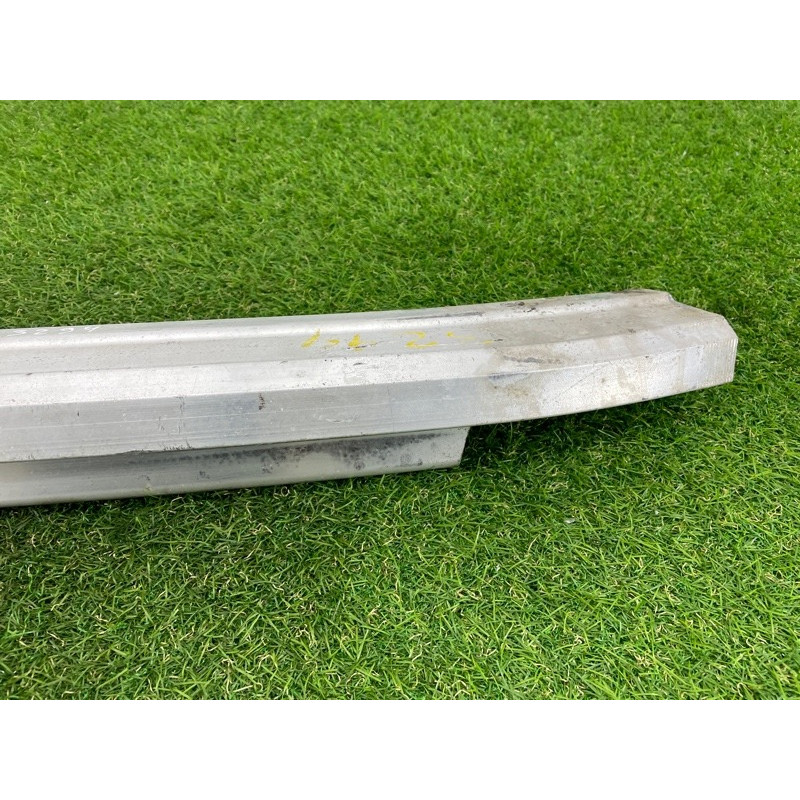 Усилитель бампера (наружные элементы кузова) AUDI Q7 4L 2007 3.6 4L0807113A