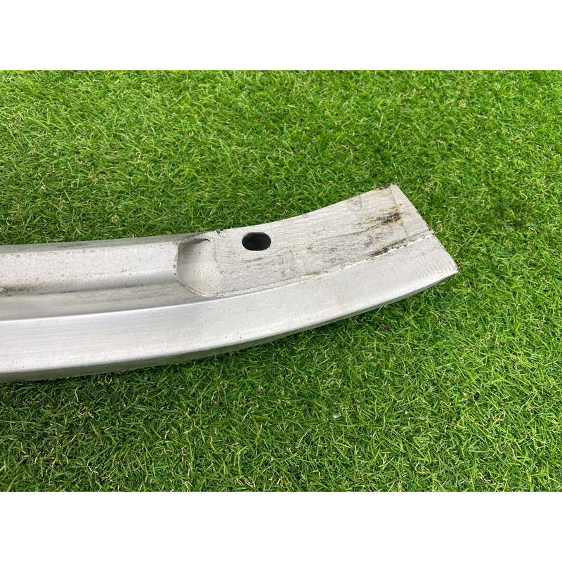 Усилитель бампера (наружные элементы кузова) AUDI Q7 4L 2007 3.6 4L0807113A