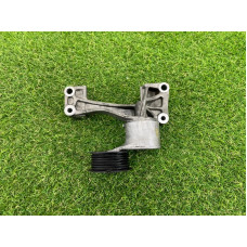 Кронштейн генератора