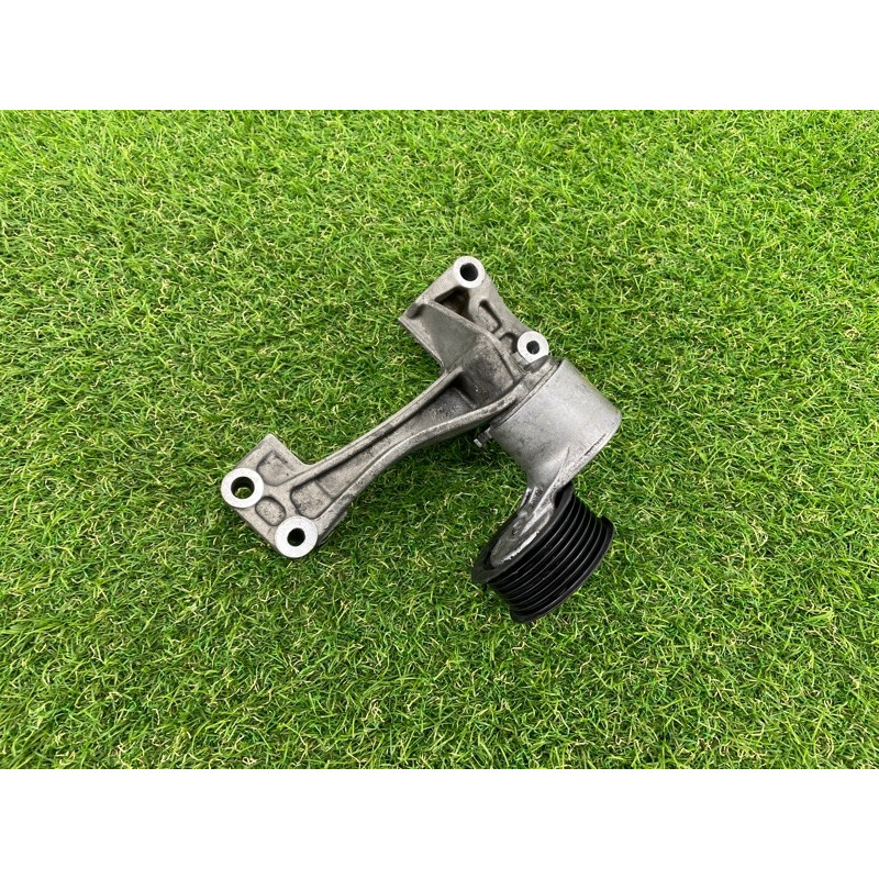 Кронштейн генератора (кронштейны двигателя) AUDI Q7 4L 2014 3.0 TFSi CTWB 06E903143H