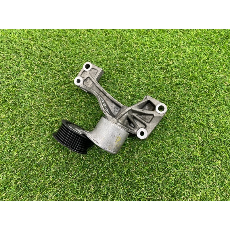 Кронштейн генератора (кронштейны двигателя) AUDI Q7 4L 2014 3.0 TFSi CTWB 06E903143H