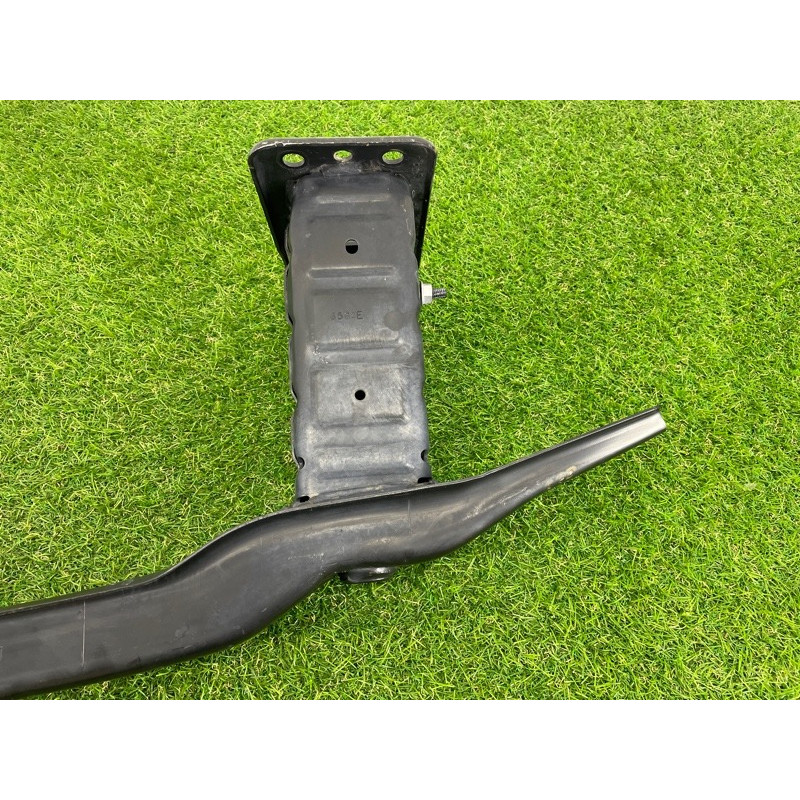 Усилитель бампера (наружные элементы кузова) BMW X5 E70 2008 4.8 N62/TU 51117165458