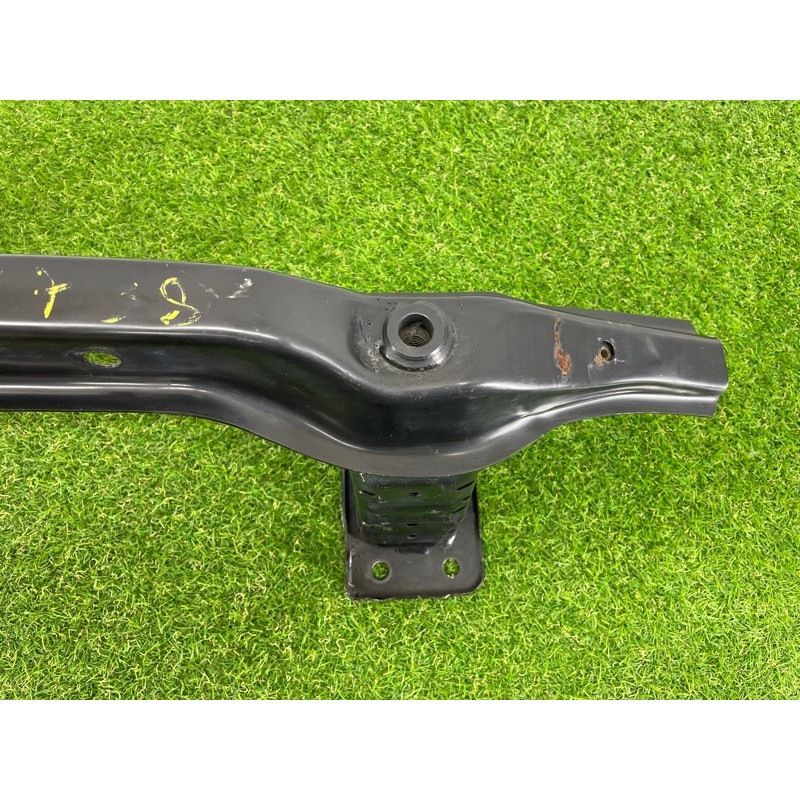 Усилитель бампера (наружные элементы кузова) BMW X5 E70 2008 4.8 N62/TU 51117165458