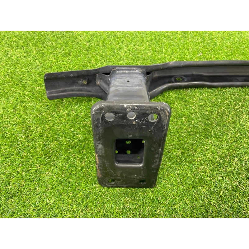 Усилитель бампера (наружные элементы кузова) BMW X5 E70 2008 4.8 N62/TU 51117165458