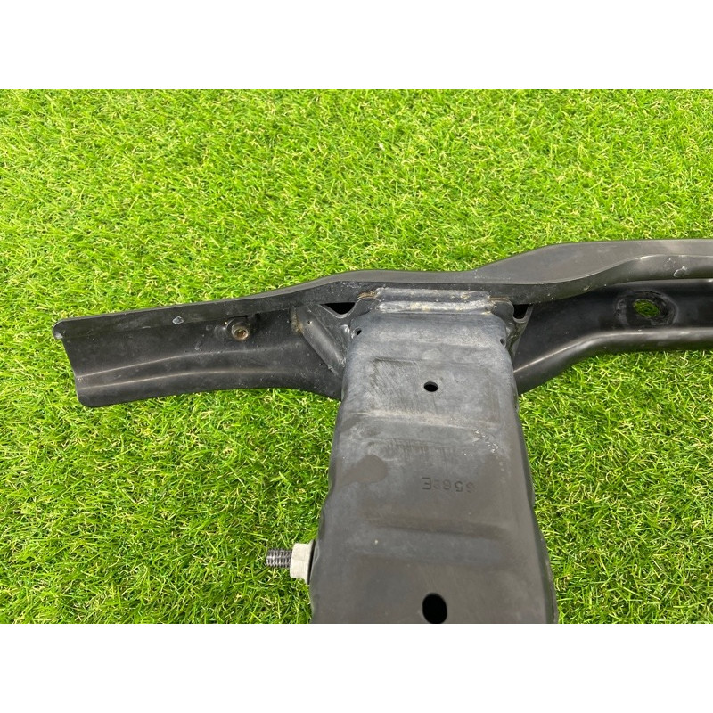 Усилитель бампера (наружные элементы кузова) BMW X5 E70 2008 4.8 N62/TU 51117165458