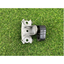 Кронштейн глушителя