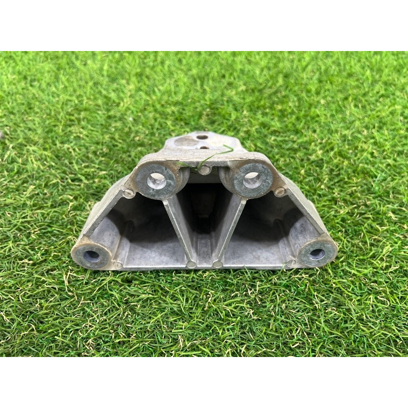 Кронштейн раздатки (трансмиссия) AUDI Q7 4L 2014 3.0 TFSi CTWB 7L0399649E