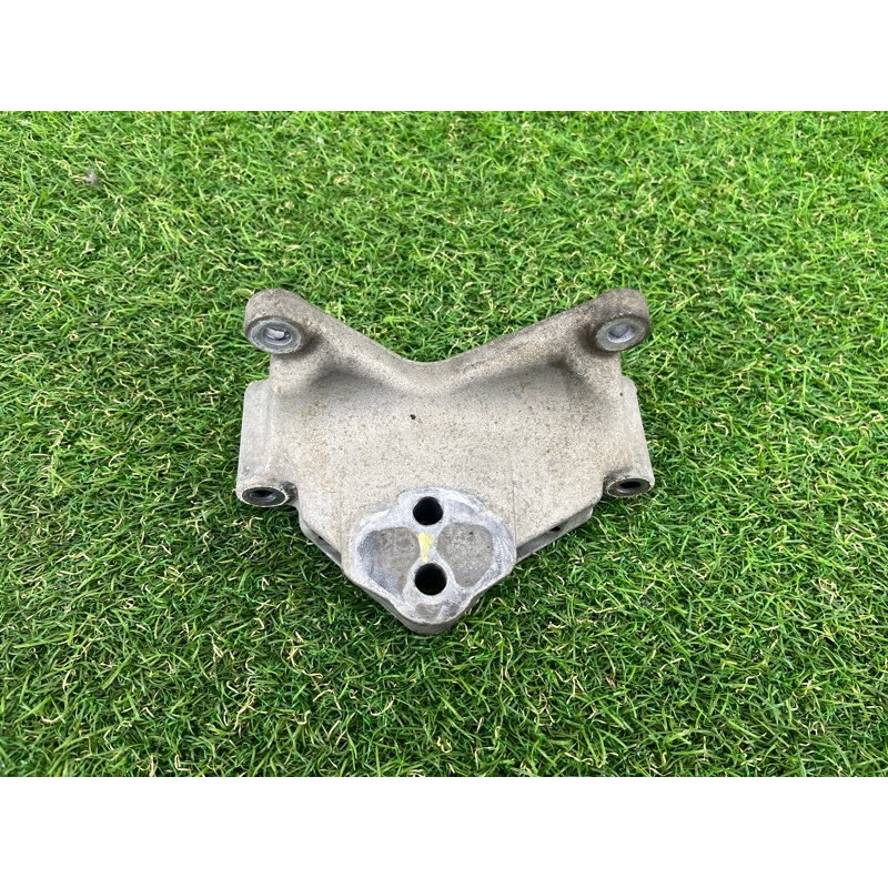 Кронштейн КПП (трансмиссия) Volkswagen Touareg NF 2011 3.6 7L8399649