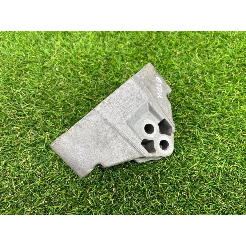 Кронштейн КПП (трансмиссия) Volkswagen Touareg NF 2012 3.6 7L8399649