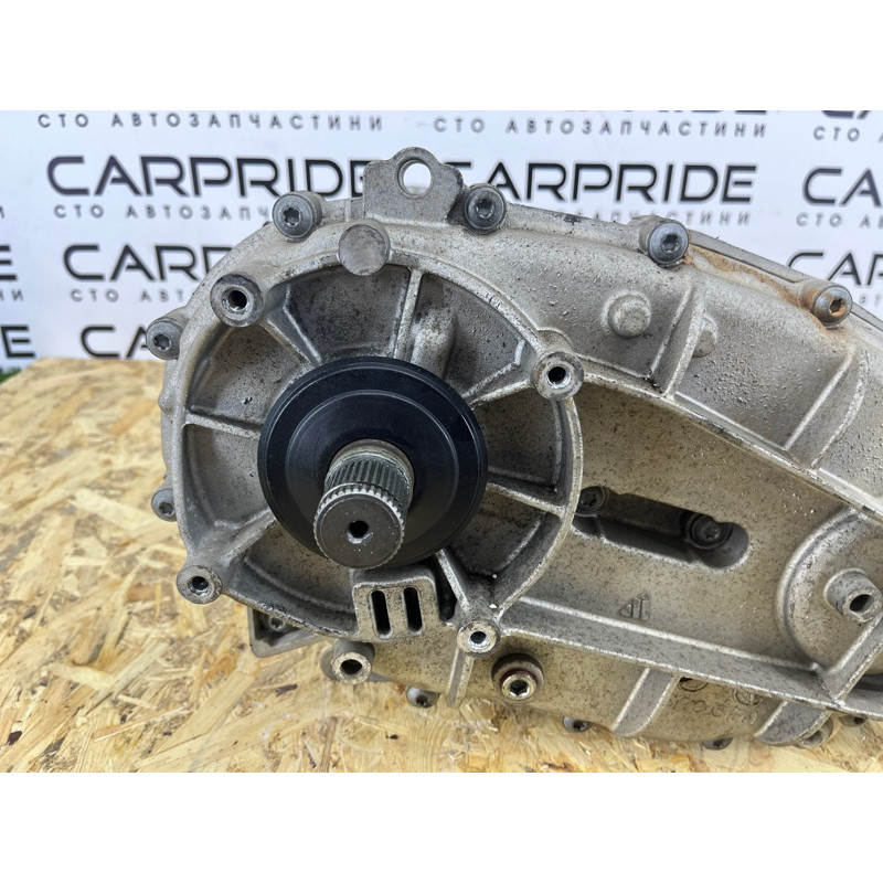 Раздаточная коробка (трансмиссия) AUDI Q7 4L 2014 3.0 TFSi CTWB 0BU341010Q