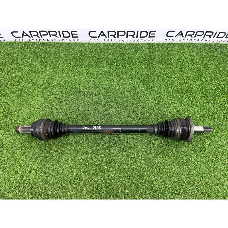 Привод (трансмиссия) BMW X5 E70 2012 3.0 N55 33208609838