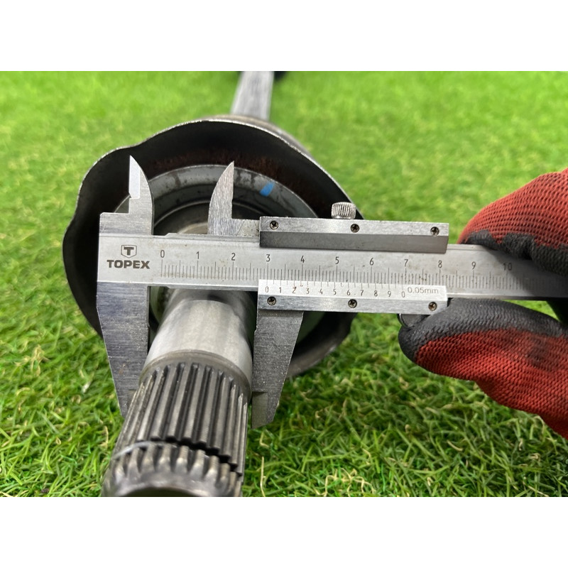 Привод (трансмиссия) BMW X5 E70 2012 3.0 N55 33208609838