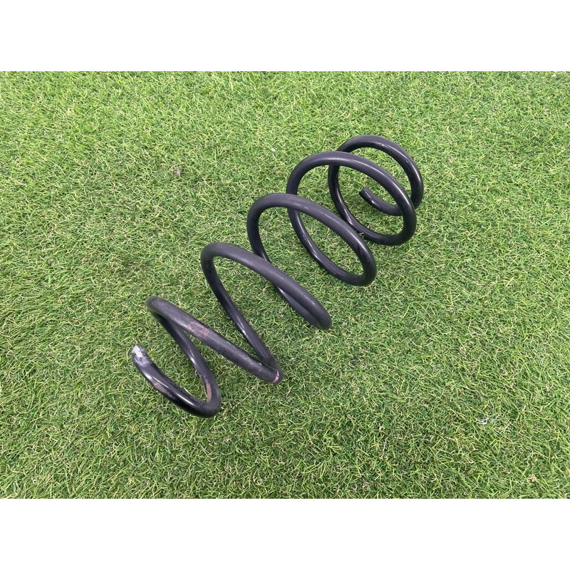 Пружина подвески (подвеска) Volkswagen Passat B7 2016 1.8 3C0411105B