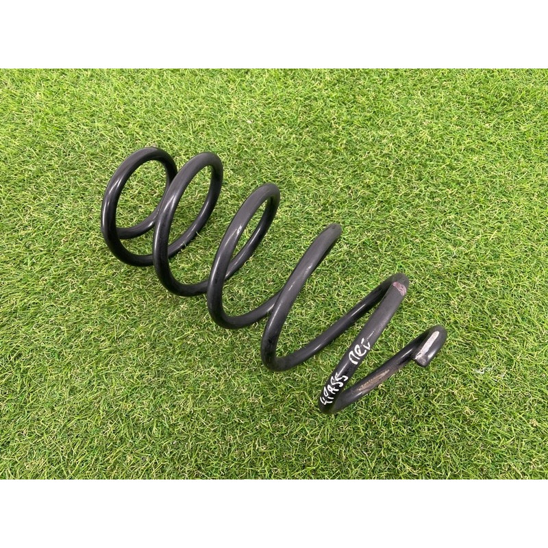 Пружина подвески (подвеска) Volkswagen Passat B7 2016 1.8 3C0411105B