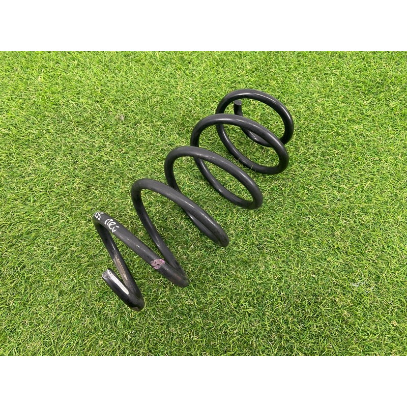 Пружина подвески (подвеска) Volkswagen Passat B7 2016 1.8 3C0411105B